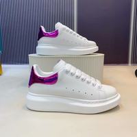 2026 En gros Baskets de créateur en cuir pour femmes, marques célèbres, unisexe, MC Hommes, de luxe, pour la course, en tissu de coton, personnalisées, blanches
