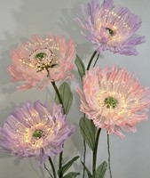 Fleurs géantes artificielles en organza personnalisables en gros avec support, à ouverture et fermeture électriques par LED, pour la décoration de scène de mariage