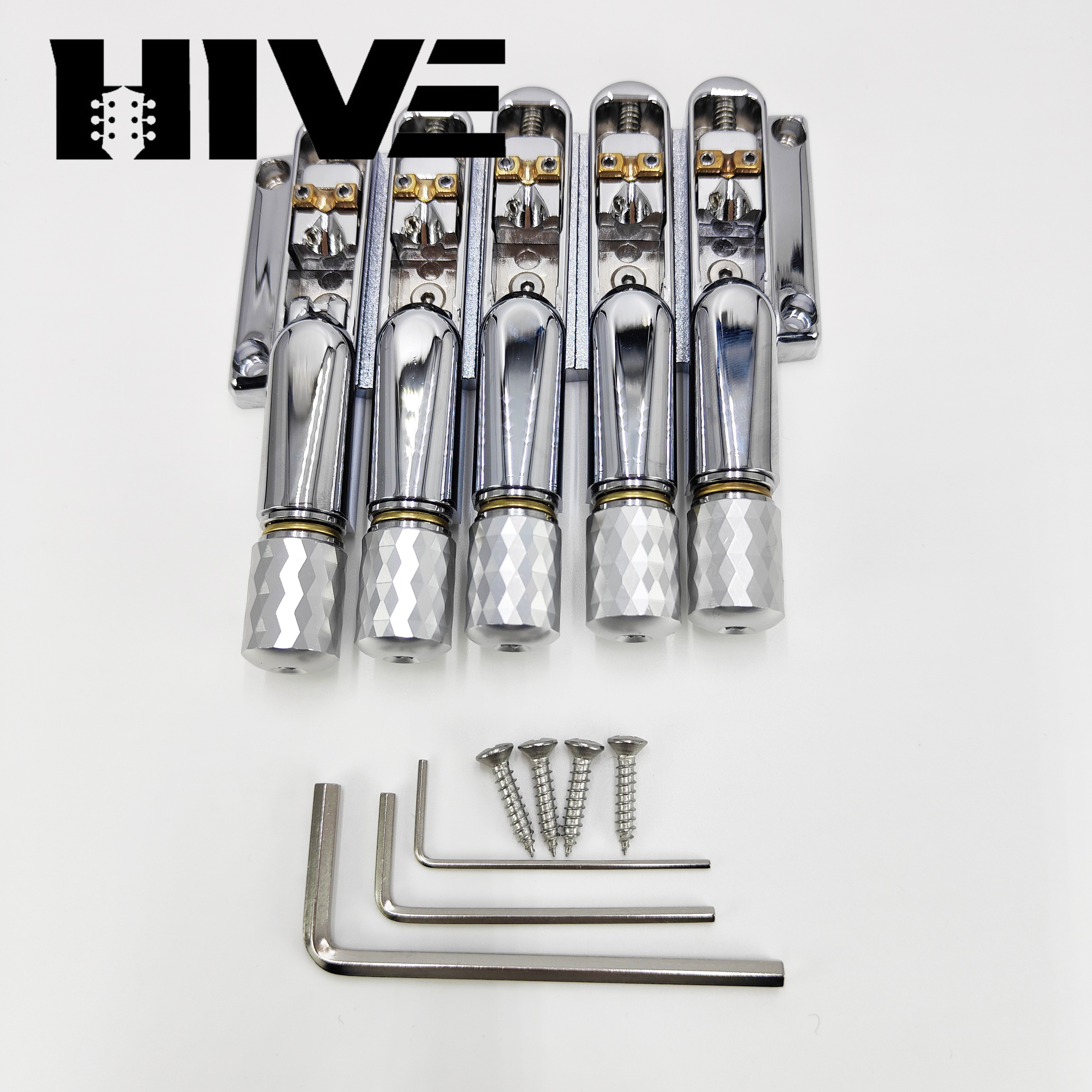 เงิน: ใต้สะพาน