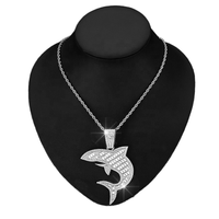 Collier pendentif en forme de requin en alliage et strass de cristal, chaîne torsadée de 3 mm, style hip-hop, nouvelle collection RQ 2024