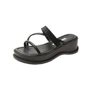 Sandalias de Plataforma para Mujer, Chanclas, Zapatos Casuales de Verano, Cómodas Sandalias de Diseñador para la Playa, Sandalias para Nadar - Product Image 1