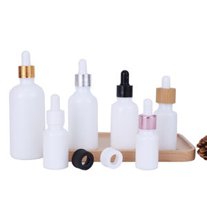 Botella de Vidrio Transparente, Ámbar, Negro Esmerilado y Verde de 5ml, 10ml, 15ml, 50ml y 100ml con Gotero para Aceites Esenciales, con Logotipo Personalizado - Product Image 2