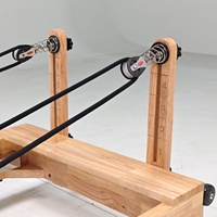 Reformer de Pilates pliable en bois d'érable réglable et durable pour la maison et l'entraînement de Pilates