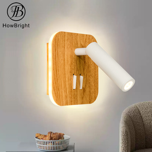 Lampe murale LED blanche carrée en bois pour décoration de maison moderne Lampe de chevet pour intérieur Lampe de nuit pour lecture - Product Image 1