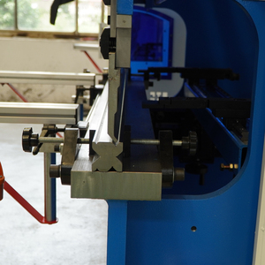 Máy chấn gấp tôn mini tự động giá rẻ, bán trực tiếp từ nhà máy 30T/1600, giá tốt, có thể tùy chỉnh - Product Image 2