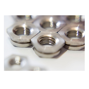 GUKM8 <span class=keywords><strong>GUK</strong></span> M6 Suministro de fábrica Tuerca empotrada con autocierre - Product Image 2