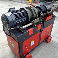 Machine à fileter vérifiée pour la fabrication de tiges filetées et de vis par usinage CNC