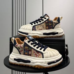 Calzado deportivo para hombre de alta calidad, cómodo, informal, impermeable y antideslizante. - Product Image 3