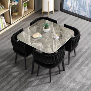 Ensemble de table à manger ronde en pierre frittée de qualité supérieure avec quatre chaises ergonomiques en métal pour salon moderne et espaces commerciaux - Product Image 2