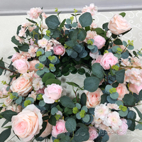 Guirlande de roses artificielles décoratives pour centre de table, mariage, Noël, remise de diplôme, boule en mousse, couleurs personnalisables