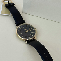 Montre pour femme avec cadran blanc, bracelet en cuir rose, lunette en or rose, mouvement à quartz, affichage analogique, échelle graduée, bracelet de 18 mm, cadran de 38 mm, luxe