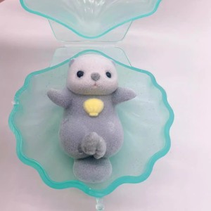 Carino mano nella mano la piccola bambola di peluche in Stock urlo autentico acquario con uovo attorcigliato - Product Image 1