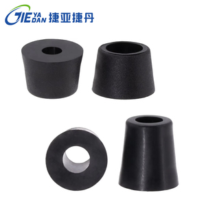 <span class=keywords><strong>Silla</strong></span> de baño <span class=keywords><strong>Silla</strong></span> de inodoro Accesorios de plástico Buje de plástico PP negro Buje de tubo Enchufe Bujes de rueda - Product Image 5