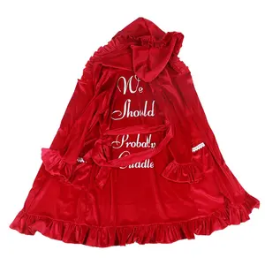 Robe en velours rouge pour filles Robe maman et moi Robe fille Robe de nuit en peluche pour petites filles Logo privé personnalisé