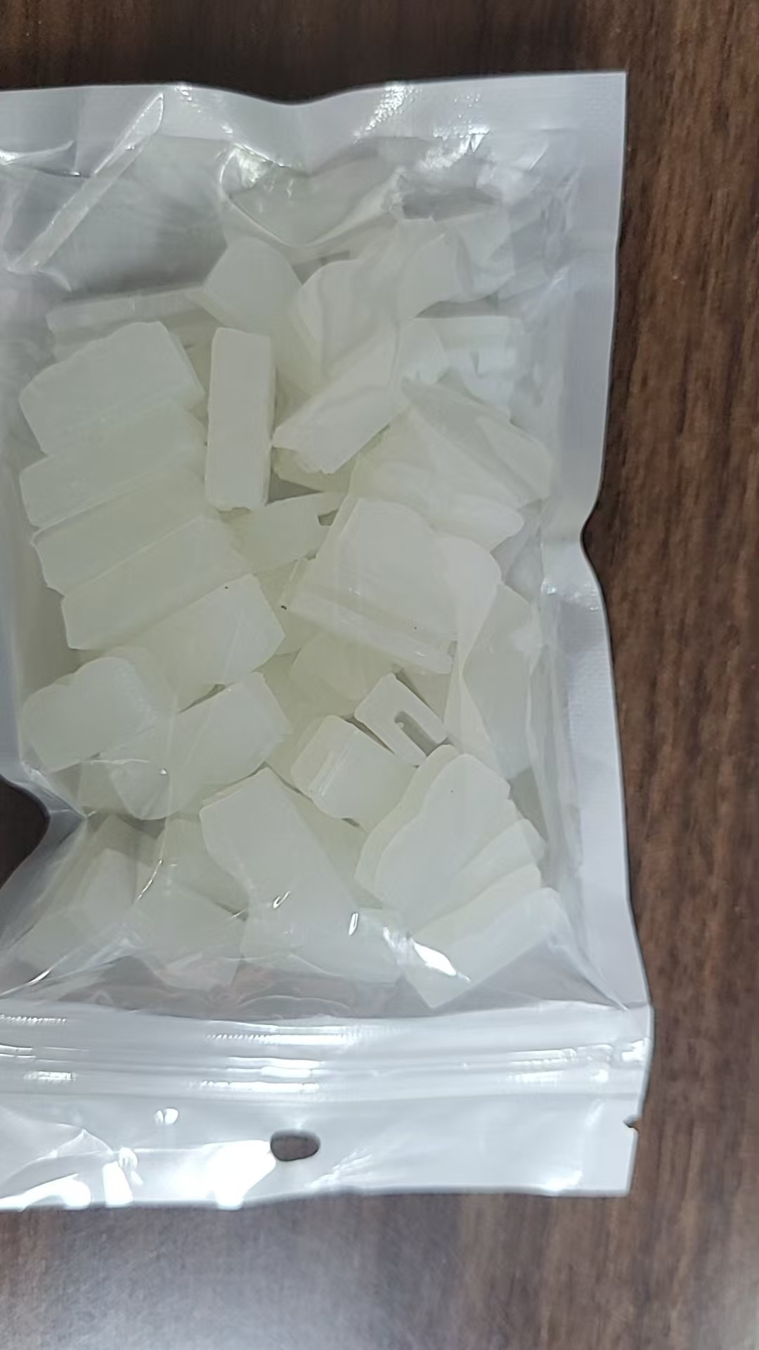 Gutta-percha blanche