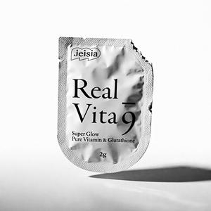 Sérum à la vitamine C pure Jeisia Real Vita 9 2g Super Glow pour une peau éclatante - Product Image 1