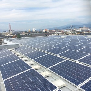 Système de support solaire photovoltaïque sans rail en aluminium, à installation rapide, pour toit plat en béton - Product Image 3