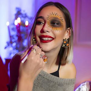 Boucles d'oreilles pendantes fantaisie Halloween tendance style européen et américain, avec motifs fantôme, citrouille et papillon, accessoires - Product Image 3