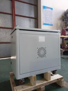 20kva 20kW 380V đến <span class=keywords><strong>200V</strong></span>/<span class=keywords><strong>220V</strong></span> 3 giai đoạn bước xuống tự động biến áp - Product Image 4