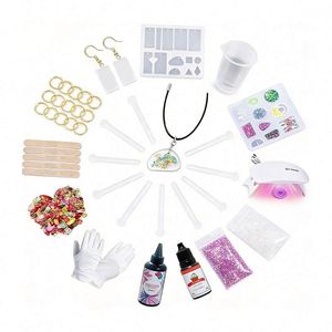 Kit de fabrication de bijoux artisanaux en résine pour petites entreprises, comprenant un adhésif transparent à séchage rapide, une lumière UV, des moules, des outils et des fournitures - Product Image 4