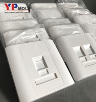 Interrupteur électrique modèle de prise outillage P20 moule d'injection plastique coureur froid poli moule Base usine conception Service