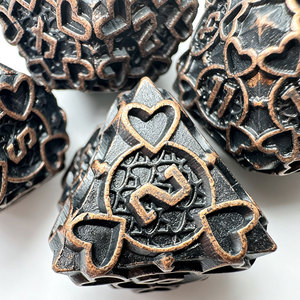 Juego de dados metálicos con borde de corazón, elegante contorno de corazón, juego de mesa de rol DND, kit de dados de regalo - Product Image 3