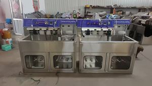 Machine industrielle et commerciale de séchage de chaussures, machine de lavage, de stérilisation et de séchage de chaussures, machine à laver les chaussures - Product Image 2