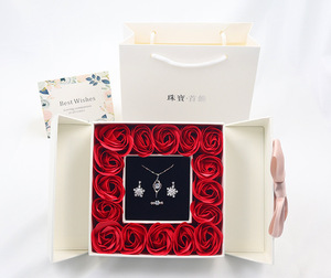 Caja de regalo de San Valentín para dama de honor, <span class=keywords><strong>Rosa</strong></span> eterna, joyería de flores, anillo, collar, embalaje - Product Image 4