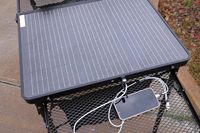 Chargeur de téléphone solaire portable 42W Table pliante de camping et de gril à hauteur réglable avec sorties USB Type-C et DC