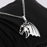 Fabricant en gros en acier inoxydable aucun ne se décolore rétro dominateur Dragon flamme Dragon pendentif nouveau collier