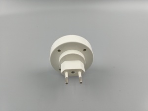 Lampe murale minimaliste OEM A84 LED avec capteur automatique jour/nuit et matériau ABS pour chambre d'enfant, salon et couloir. - Product Image 5