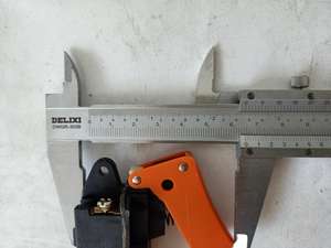 UM بيع مباشر قطع غيار رافعة مطرقة مفتاح 1201 - Product Image 3