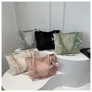 Sac à bandoulière pour femme, grand sac à main en PU avec ruban, sac fourre-tout pour femme - Product Image 2