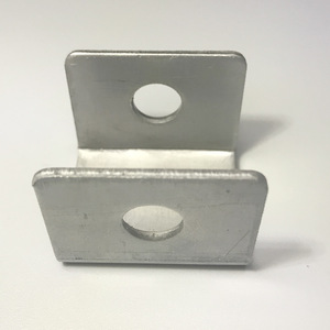 Pièce de connexion en forme de U Jiade Hardware en acier au carbone JD-004, connecteur pour la décoration intérieure - Product Image 1
