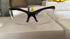 نظارات أمان شفافة مضادة للخدش ومضادة للرذاذ من البولي كاربونات للحماية من خلال العمل من خلال استخدام البنفسجية من أجل حماية العين من الضباب OEM - Product Image 6