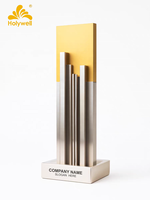 Trophée Empilable Premium en Métal 3D Moderne, Design Abstrait Gravé, pour Récompenses d'Excellence Professionnelle, Collection Printemps 2026
