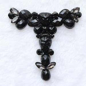 Venta al por mayor piedras pegamento <span class=keywords><strong>base</strong></span> de fibra hecho a mano zapatos de piedra de cristal ornamento para las mujeres para sandalias - Product Image 3