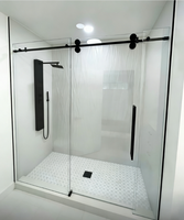 Porte de douche coulissante moderne avec système de fermeture douce, porte de salle de bain en verre sans cadre