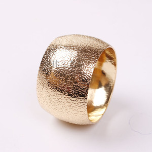 Anillos para Servilletas de Hierro de Alta Calidad con Cuentas, Diseño Floral de Diamantes de Imitación Plateados, para Bodas, Navidad, con Acabado de Mármol, Oro y Ganchillo, Ecológicos - Product Image 4