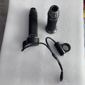 Poignée d'accélérateur pour trottinette électrique F8, étanche, contrôle de vitesse, 72V, pièces de rechange pour trottinette - Product Image 5