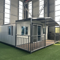 Villa préfabriquée de luxe 40 pieds, 3 chambres, 2 salles de bain, structure moderne en acier et bois, maison modulaire, cuisine, salon, usage supermarché