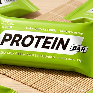 Mini cubes <span class=keywords><strong>de</strong></span> protéines Matcha, barres protéinées au soja, au lactosérum et aux pois, mélange <span class=keywords><strong>de</strong></span> 5 protéines, faible teneur en glucides, collation énergétique, OEM - Product Image 3