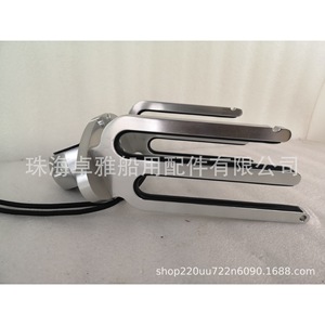 ขายึดอะลูมิเนียม 318*280*114 มม. รุ่น ZYM8301S สำหรับเรือยอชท์และอุปกรณ์เสริมสำหรับเล่นสกีน้ำและเล่นเซิร์ฟ - Product Image 2