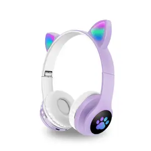 2022免费送货的产品耳边猫耳塞带麦克风tf卡彩色发光二极管灯蓝色儿童耳机礼品
