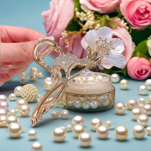 Pinces à cheveux requin exquises en forme de fleur de perle, avec strass étincelants en alliage, pour usage quotidien des jeunes filles, pour queue de cheval - Product Image 2