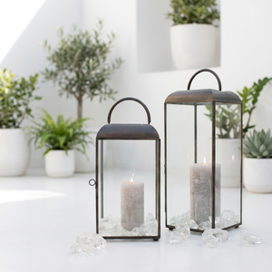 Lanternes à bougies en verre trempé avec cadre en métal noir pour la décoration de la maison et les mariages - Product Image 1