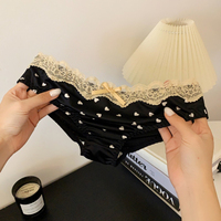 Braguitas de satén triangulares para mujer, estilo seductor para el día a día, de talle bajo, sin costuras, teñido liso, con delicado ribete de encaje, cómodas y amigables con la piel.