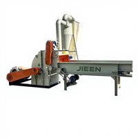 Broyeur de bois multifonctionnel à alimentation automatique avec rouleau de compression pour bûches, branches et déchets de scierie