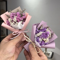 Nouveau 2026 Cadeau Romantique Saint-Valentin Noël Mini Bouquet de Fleurs Séchées Naturelles Clip de Ventilation Voiture Vente Chaude Fleurs au Toucher Réel