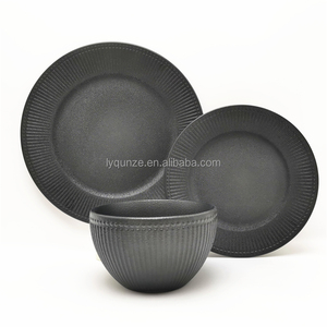 <span class=keywords><strong>Service</strong></span> de vaisselle en céramique rustique noir émaillé, assiettes et bols en <span class=keywords><strong>porcelaine</strong></span> blanche pour la maison et les restaurants - Product Image 1